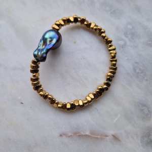 SAPPHIRA PEARL